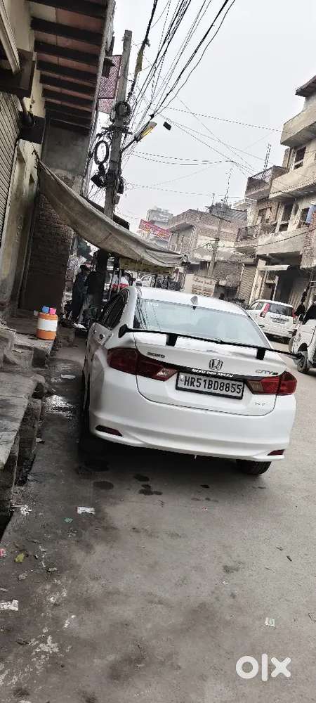 Honda City 2015 Cng & Hybrids 80000 Km Driven
