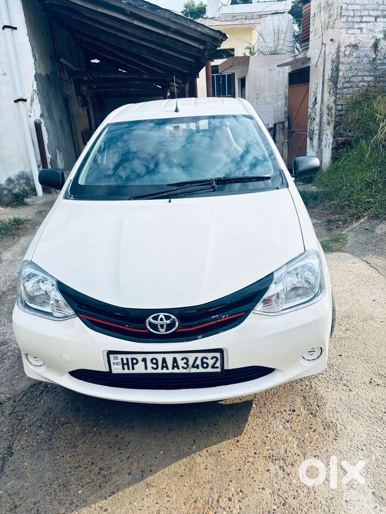 Toyota Etios Liva 2012