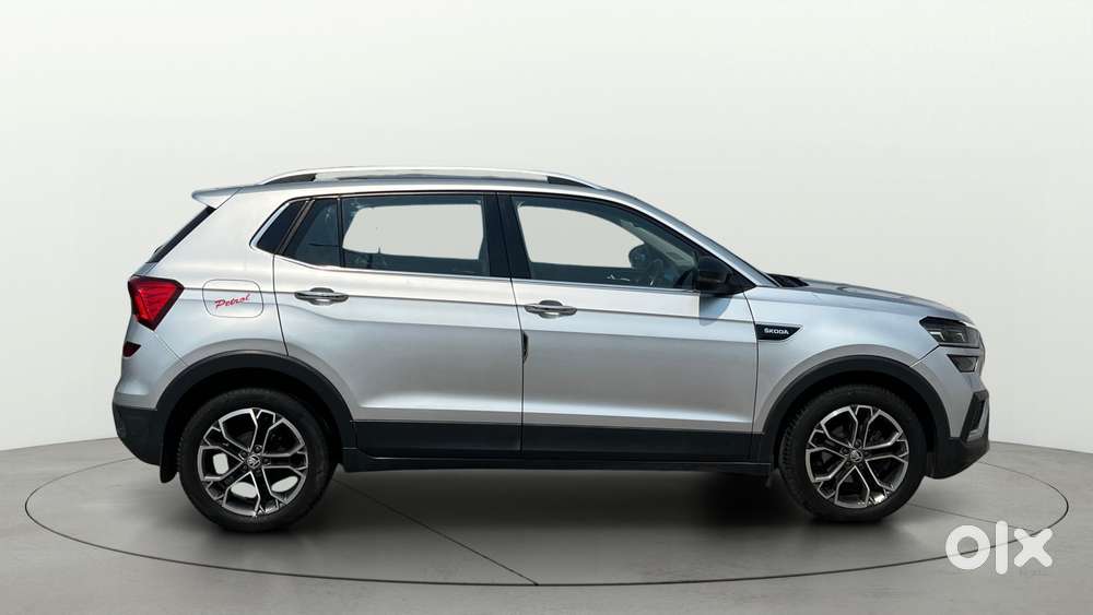 Skoda Kushaq 1.0 Tsi Style At, 2023, Petrol
