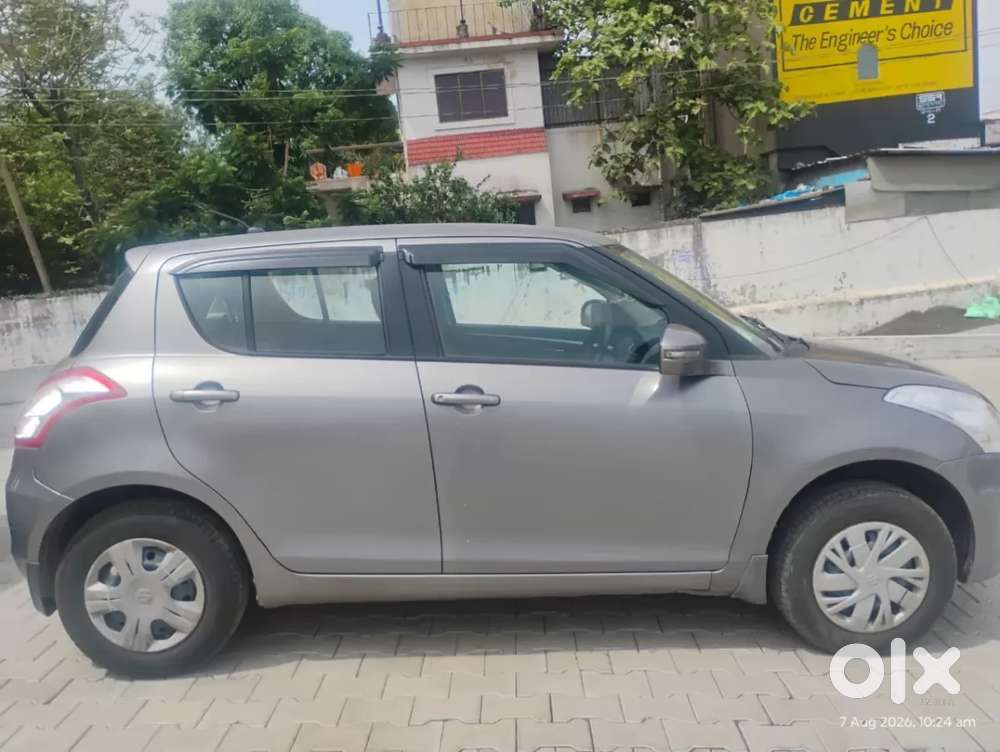 Maruti Suzuki Swift Vxi Optional, 2017, Petrol