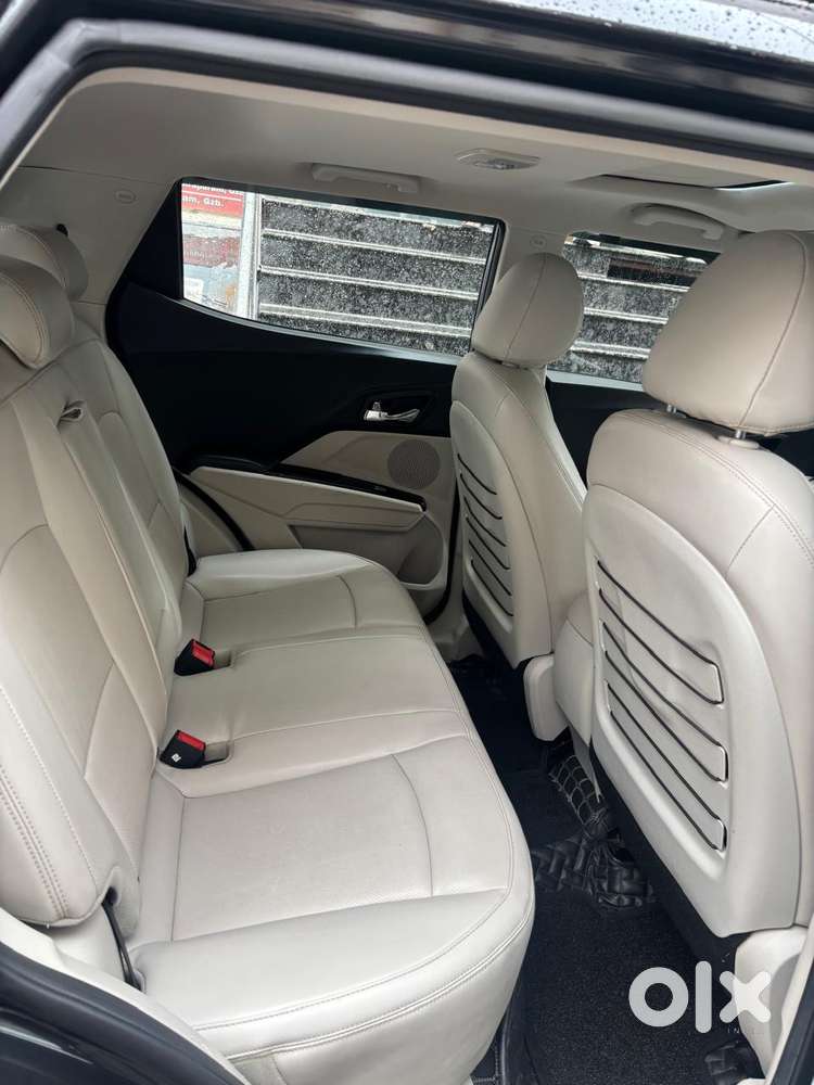 Mahindra Xuv300 W8 Option, 2023, Petrol