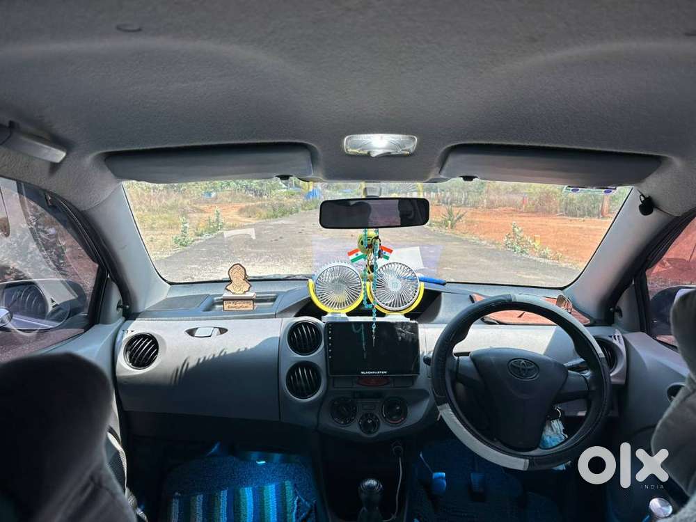 Toyota Etios 2011 Petrol 140000 Km Driven