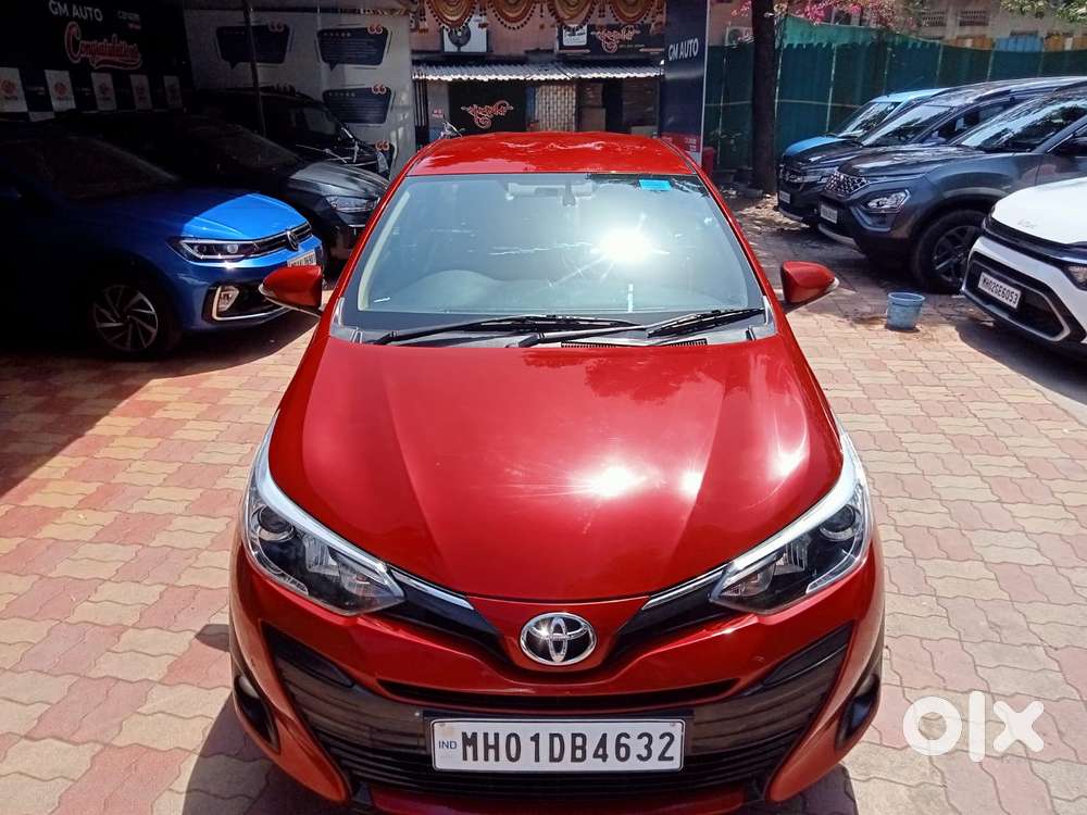 Toyota Yaris V Cvt, 2018, Petrol