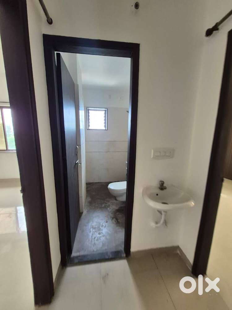3bhk unfurnished flat for rent for family