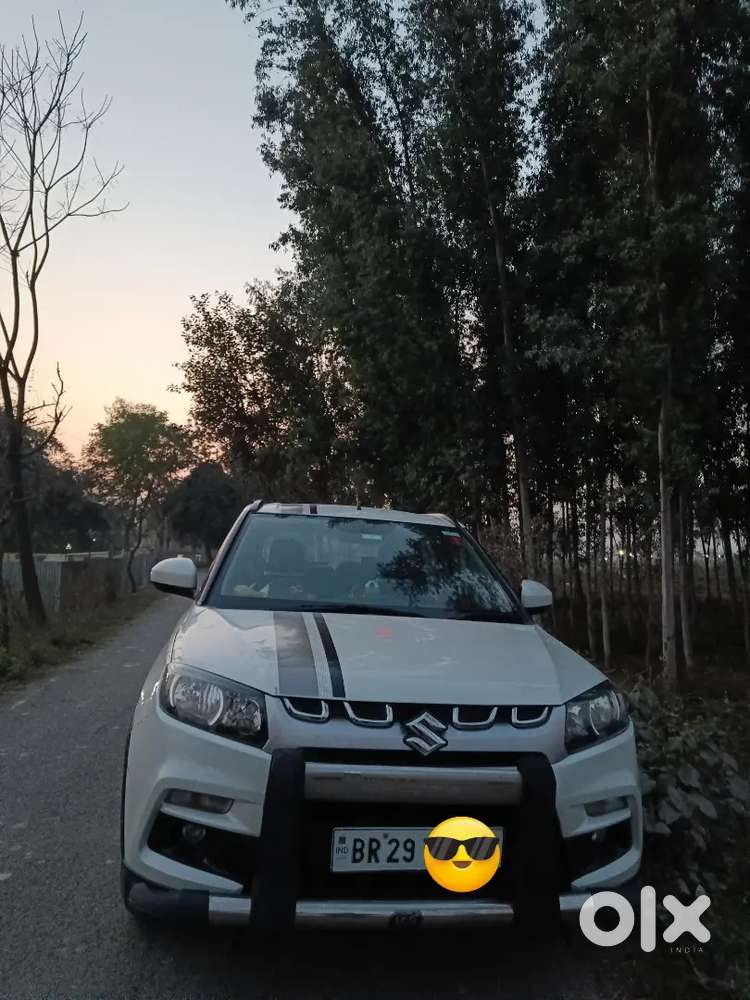 Maruti Suzuki Brezza Vdi 2017 With Alloy Wheels (doctor Used)