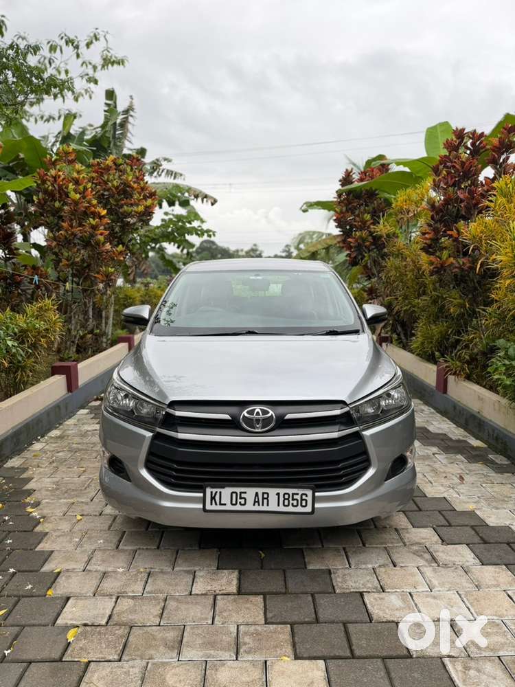 Toyota Innova Crysta 2017