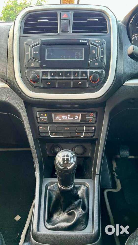 Maruti Suzuki Brezza 1.5 Vxi Smart Hybrid, 2020, Petrol