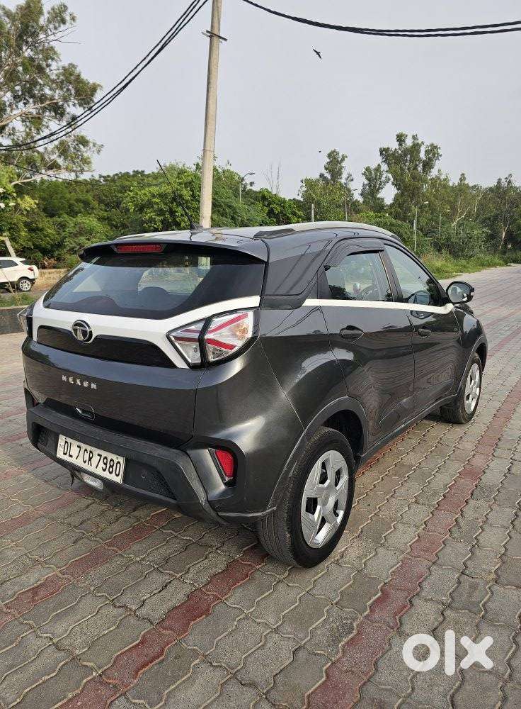 Tata Nexon 1.5 Revotorq Xm (s), 2020, Diesel