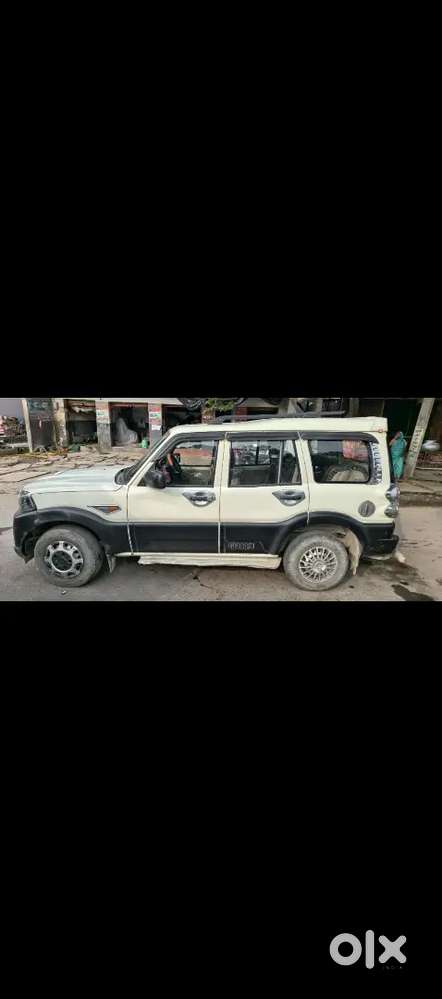 Mahindra Scorpio S2 2015