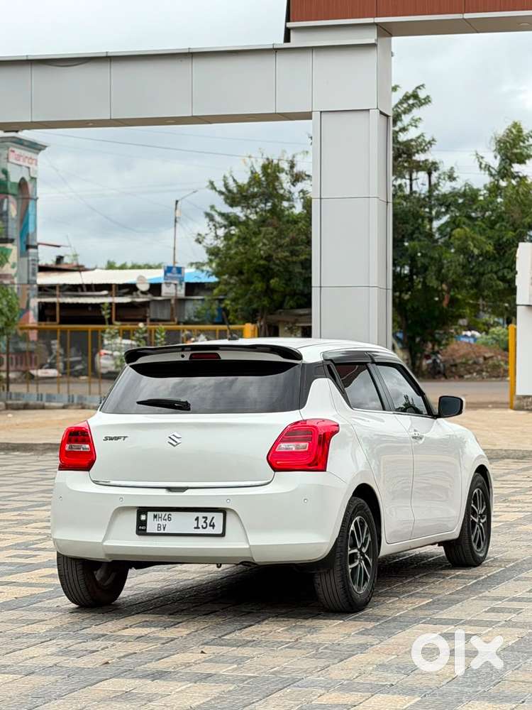 Maruti Suzuki Swift 1.3 Zxi, 2020, Petrol