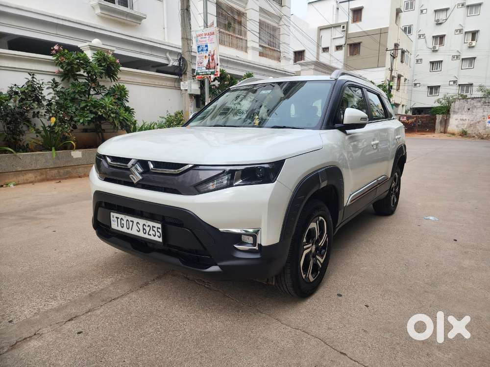 Maruti Suzuki Brezza 1.5 Vxi At Smart Hybrid, 2025, Petrol
