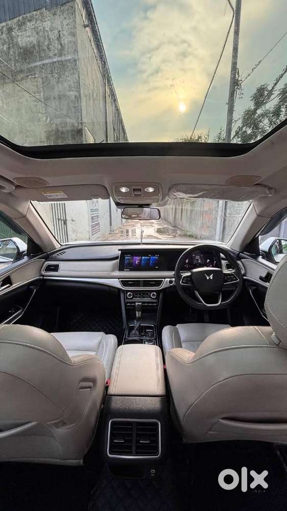 Mahindra Xuv700, 2021, Diesel