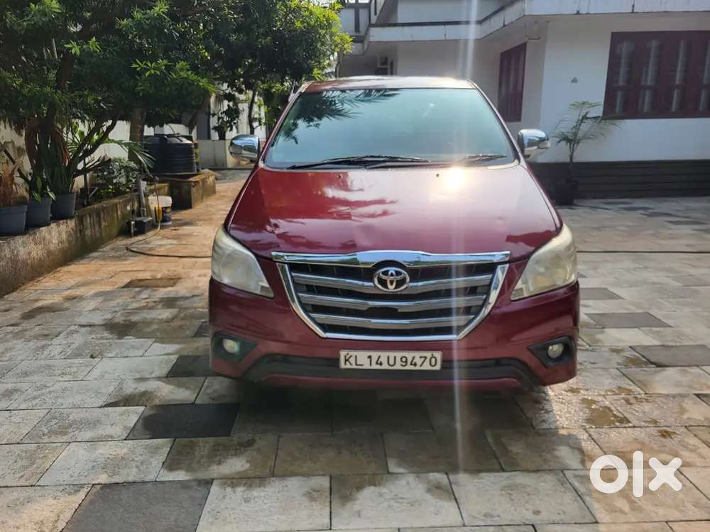 Toyota Innova 2.5 7-seater 2011