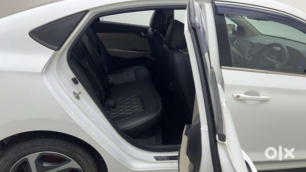 Hyundai Verna 1.5 S Plus Petrol Mt, 2022, Petrol
