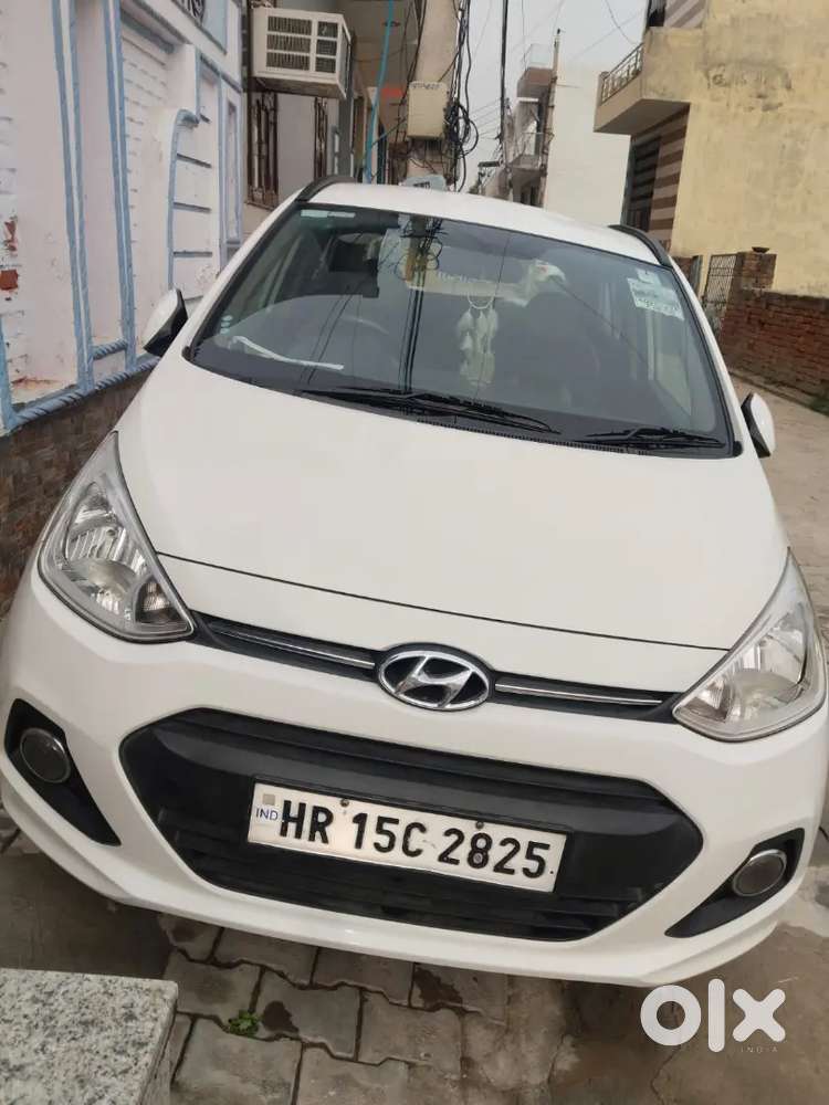Hyundai Grand I10 Sportz 2015 Single Owner Petrol  Well Maintained