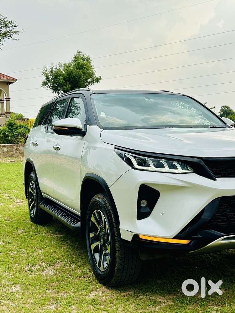 Toyota Fortuner Legender 4x4 At 2.8, 2025, Diesel