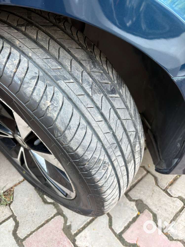 Skoda Superb 2.0 L&k Tsi At, 2022, Petrol