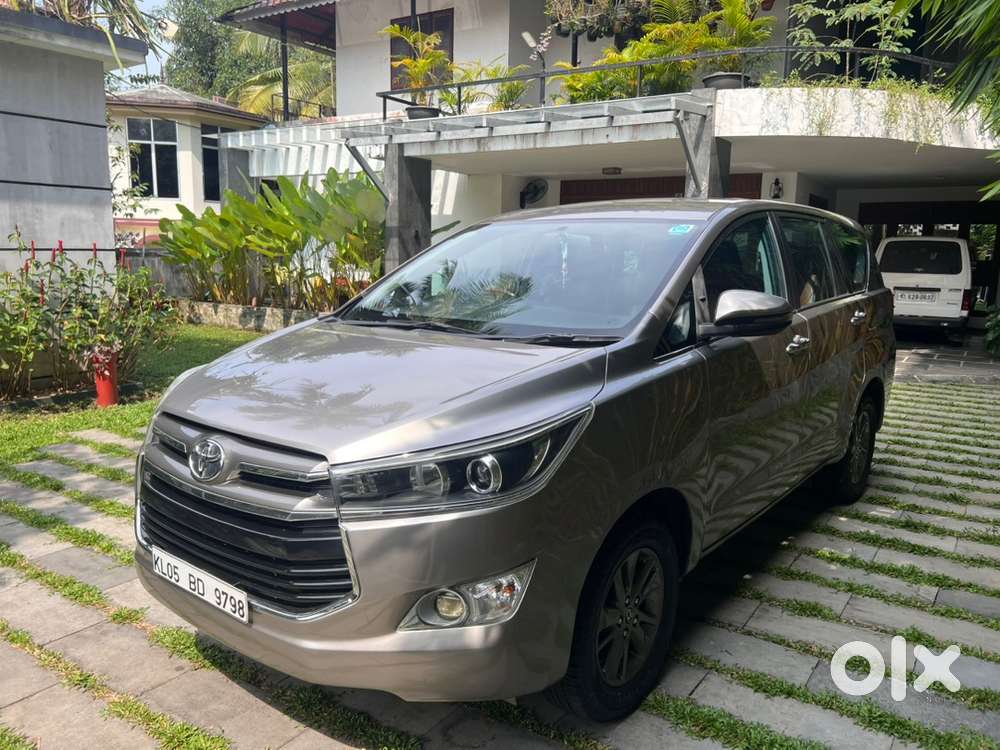 Toyota Innova Crysta Good Condition Re Registration