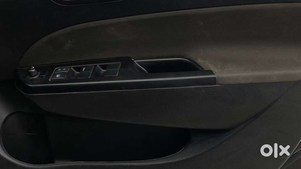 Maruti Suzuki Swift Vxi, 2015, Petrol