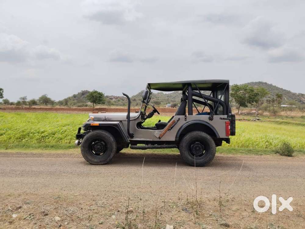 For Sale : Mahindra Jeep