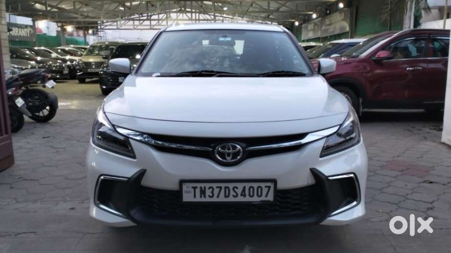 Toyota Glanza, 2023, Petrol