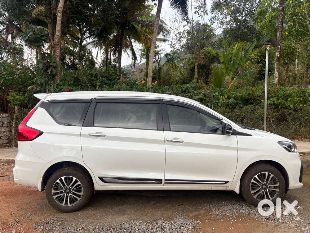 Maruti Suzuki Ertiga Hybrid 2022 December