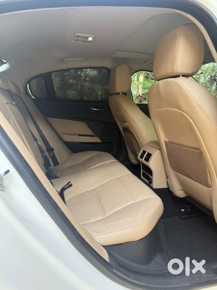 Jaguar Xe 2019