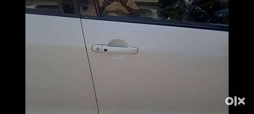 Button Start, Company Fitted Alloy Wheel