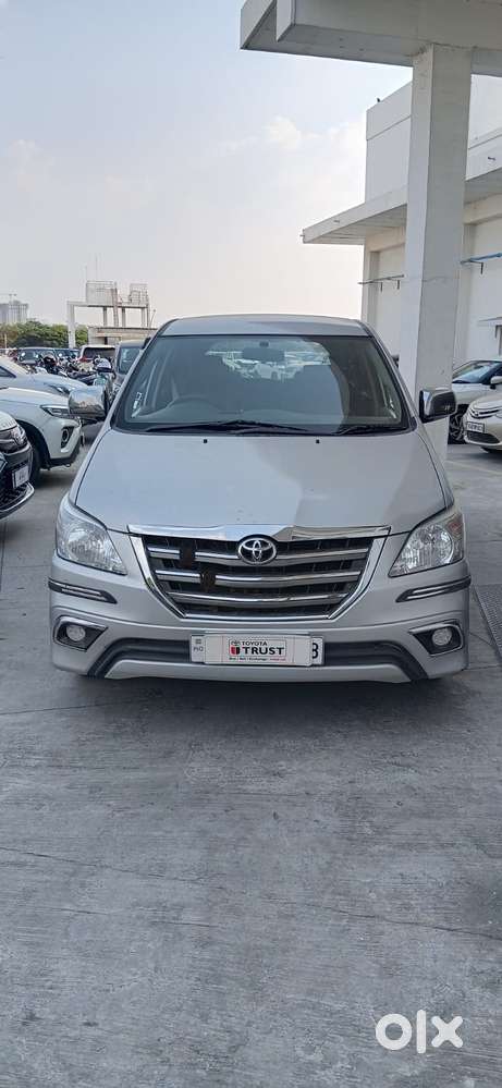 Toyota Innova 2.5 Gx (diesel) 8 Seater Bs Iv, 2013, Diesel