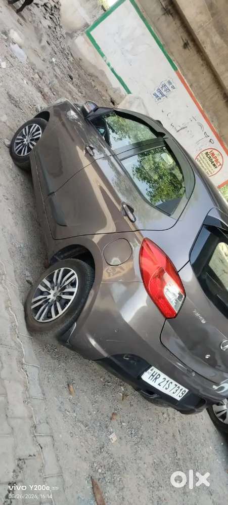 Tata Tiago Xz 2016/12 Petrol 80000 Km Driven