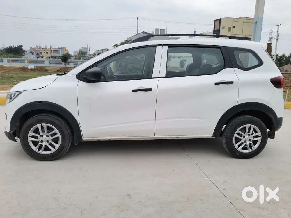 Renault Triber Rxl 2023/24 Registration
