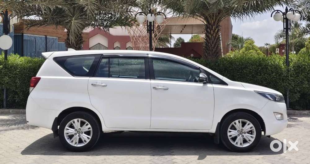 Toyota Innova Crysta 2.8z Automatic, 2019, Diesel