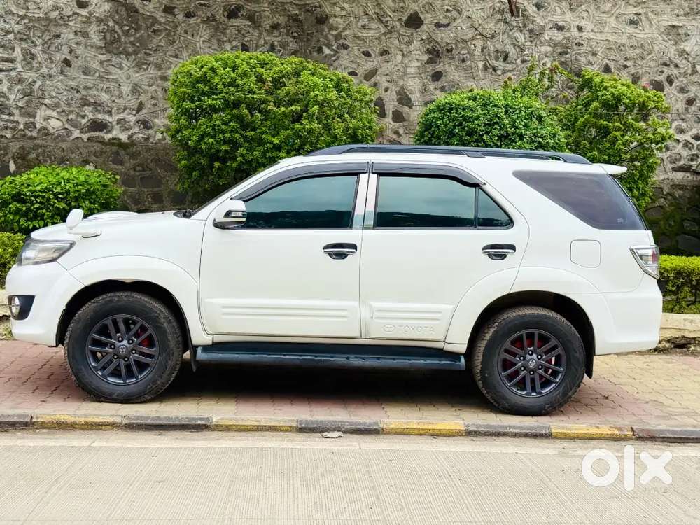 Toyota Fortuner 2012 Diesel Well Maintained Mh20 Vip No