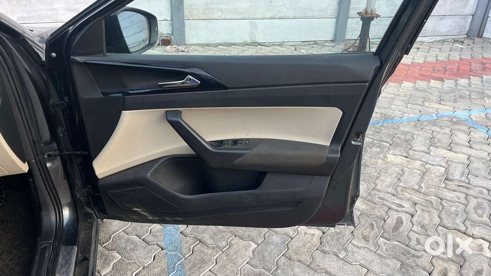 Skoda Slavia Ambition 1.5l Tsi Mt, 2023, Petrol