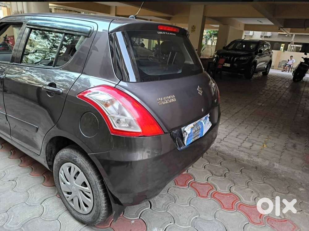 Maruti Suzuki Swift 1.3 Vxi, 2017, Petrol