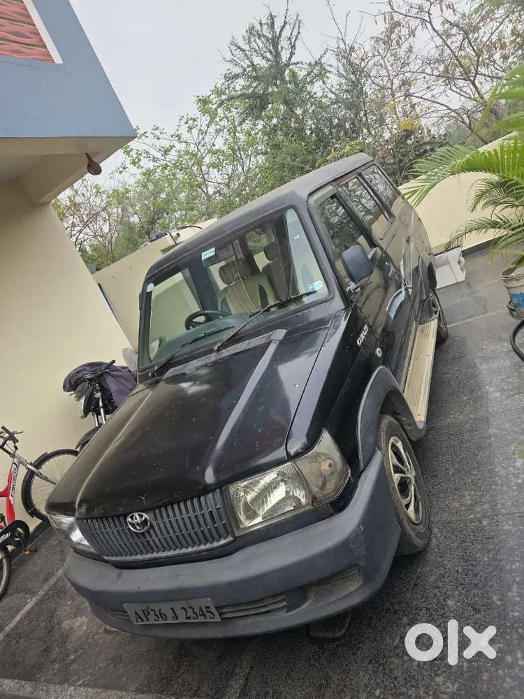 Toyota Qualis 2004 Diesel 398567 Km Driven