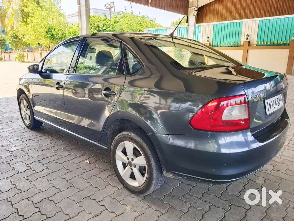 Skoda Rapid Elegance 2016 Diesel Manual