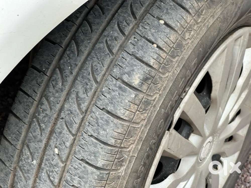 Maruti Suzuki Ritz 2011 Petrol Manual  Well-maintained