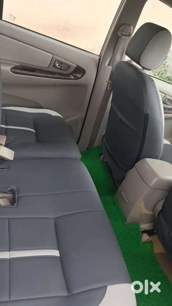 Toyota Innova Diesel 2012 Suv