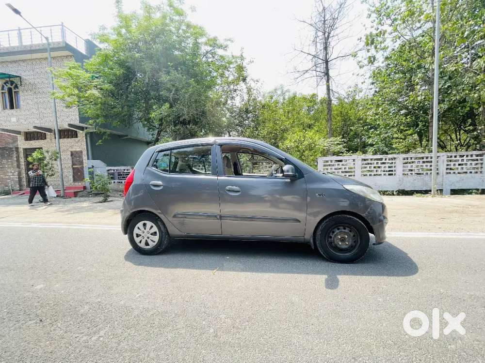 Hyundai I10 2012 Cng & Hybrids Good Condition