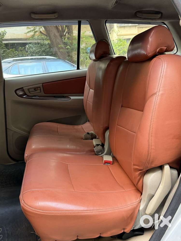 Toyota Innova 2.5 G (diesel) 8 Seater, 2009, Diesel