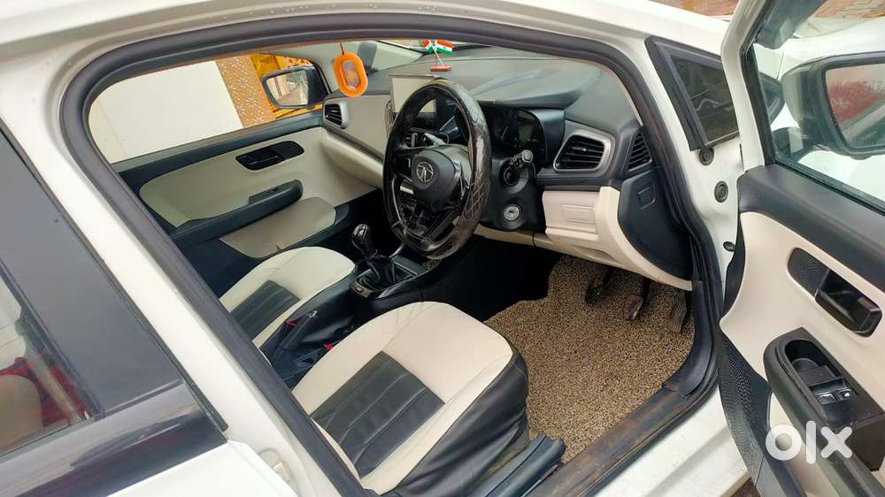 Tata Altroz, 2022, Diesel