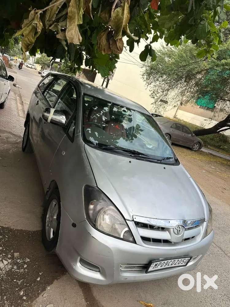 Toyota Innova 2.5 V 2009