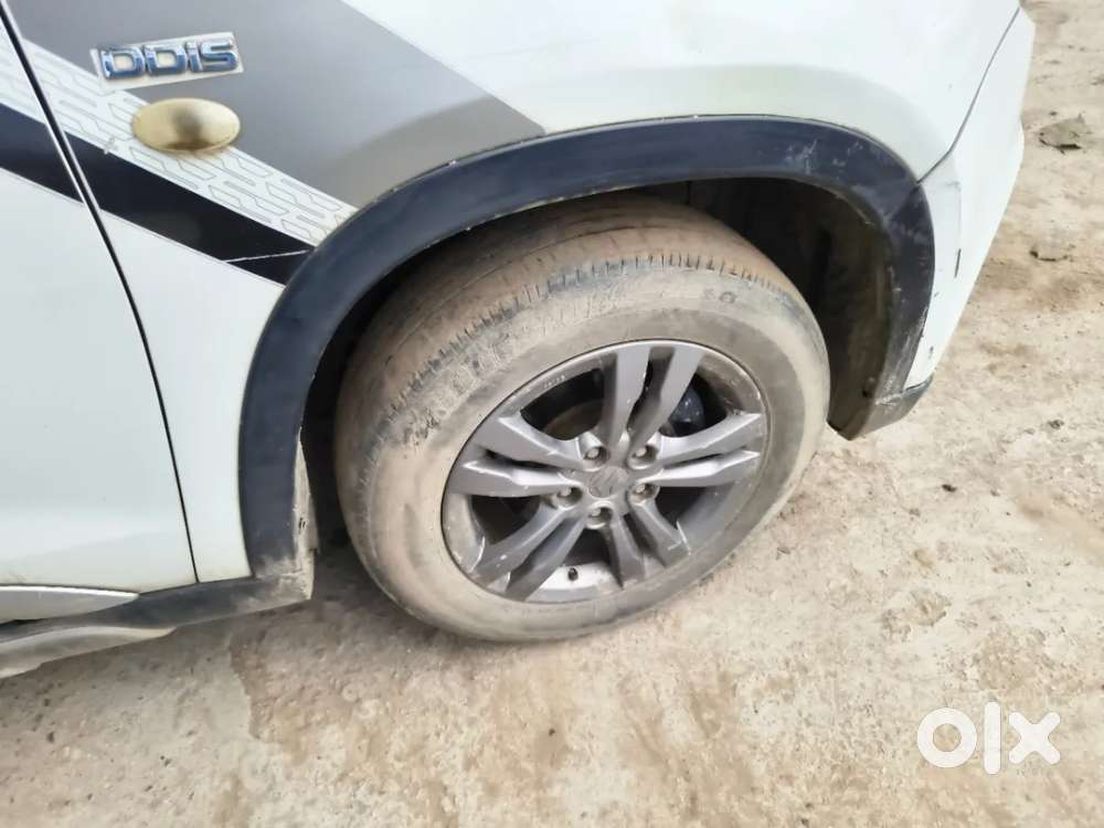 Maruti Suzuki Vitara Brezza Zdi, 2016, Diesel
