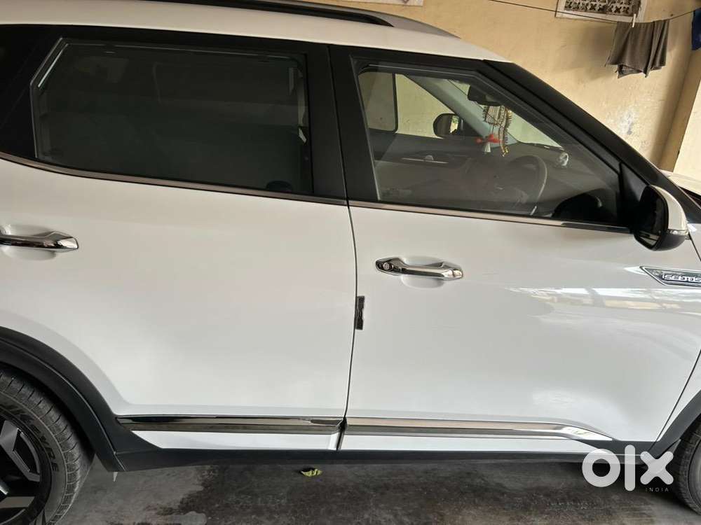 Kia Car Petrol 2023
