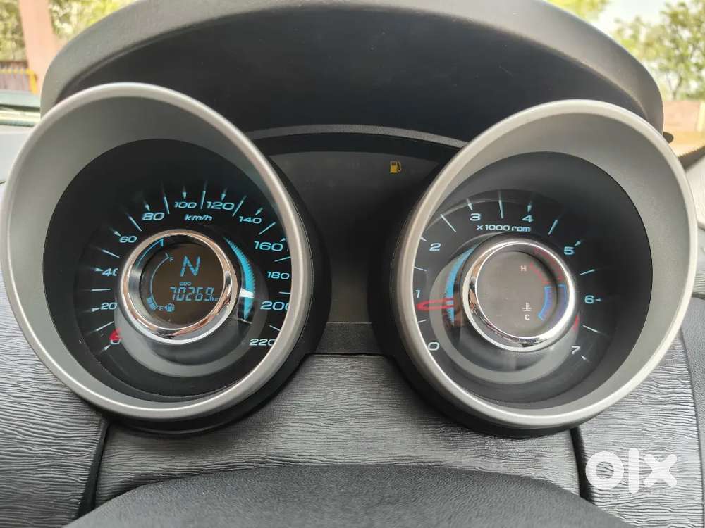 Mahindra Xuv500 2016 Diesel 71000 Km Driven