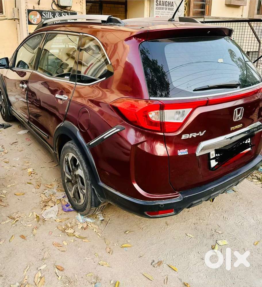Honda Br-v 2017 Cng & Hybrids 65000 Km Driven