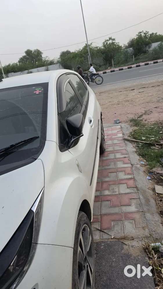 Tata Altroz 2021 Petrol 37000 Km Driven