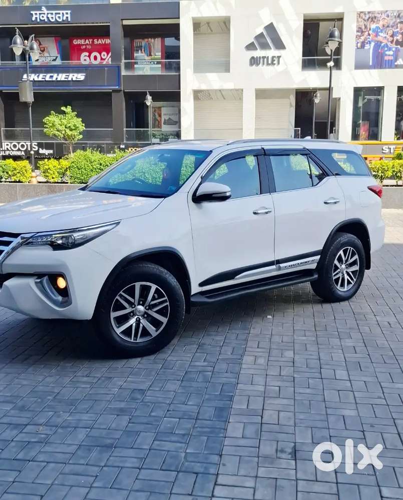 Toyota Fortuner 4x4 Sigma 4 Automatic 2017 1st Owner