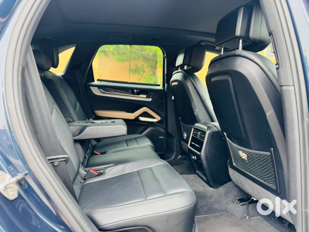 Porsche Cayenne 3.6 Base, 2024, Petrol